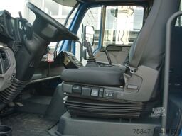 Mercedes-Benz Unimog U 423