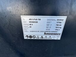 Jungheinrich EFG320 + Ladegerät 3753--EK