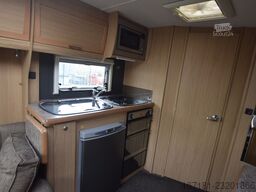  Elddis Odyssey 462 mit Mover und Vorzelt