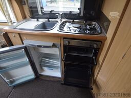  Elddis Odyssey 462 mit Mover und Vorzelt