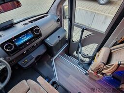 MERCEDES-BENZ 519 und 517 Glasdach XXL  20 Sitze Stock