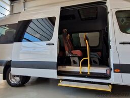 MERCEDES-BENZ Sprinter Lord Light 22 Sitzer 5 x Lagerfahrzeug