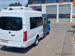 MERCEDES-BENZ 517 / 515 Frontniederflur mit Ada Systeme