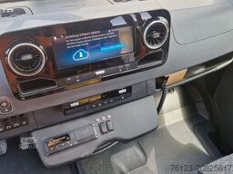 MERCEDES-BENZ 517 / 515 Frontniederflur mit Ada Systeme