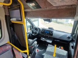 MERCEDES-BENZ 517 / 515 Frontniederflur mit  Ada Systeme