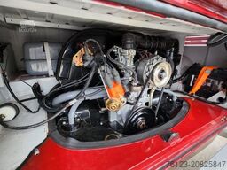 VOLKSWAGEN T 1 Samba mit Safarifenster