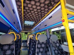 MERCEDES-BENZ Sprinter 517 Heckniederflur Vorlauffahrzeug