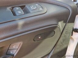 MERCEDES-BENZ 3 x Lagerfahrzeug Bürgerbus Niederflur 9 Sitze