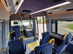 MERCEDES-BENZ 3 x Lagerfahrzeug Bürgerbus Niederflur 9 Sitze