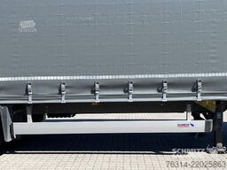 Schmitz Cargobull Curtainsider Mega Getränke