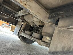 Mercedes-Benz 814 - 38 PLACES - WHEELCHAIR LIFT - ROLSTOEL LI...