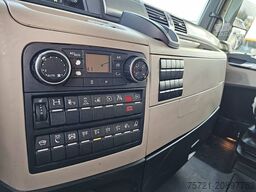 M.A.N. 26.460 TGX XLX 6X2 BLS