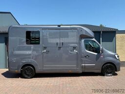 Renault Master STX S3 Paardenwagen Hengsten uitvoering ...