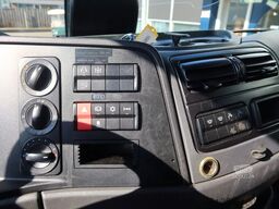 Mercedes-Benz Atego 1221 1221 L  Takel wagen 6 Persoons