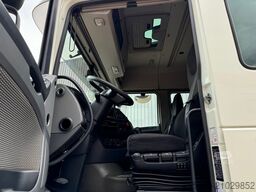 DAF XF 410 FA 4x2 XF 410 FA 4x2, Fahrschule, 2x AHK, 6 Sitze