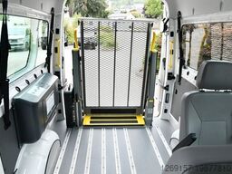 VOLKSWAGEN Crafter Bus/Kombi 35 FWD L2H2 Behindertengerecht