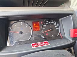 Nissan Cabstar 35.12 NT400 CTE B-Lift 150 Pro 6 Pieces!