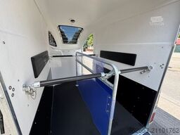 BUECKER TRAILER M 2-Pferdeanhänger