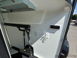 BUECKER TRAILER M 2-Pferdeanhänger