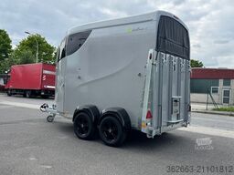 BUECKER TRAILER Careliner L Pferdeanhänger mit Rampe-Tür-System