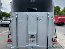 BUECKER TRAILER Careliner L Pferdeanhänger mit Rampe-Tür-System
