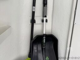 BUECKER TRAILER Careliner L Pferdeanhänger mit Rampe-Tür-System