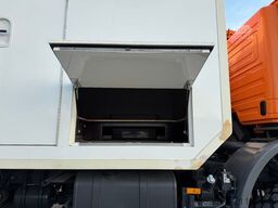 MERCEDES-BENZ AXOR 18.29 A mit Pecocar Leerkabine