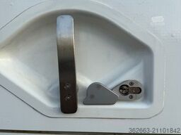 MERCEDES-BENZ AXOR 18.29 A mit Pecocar Leerkabine