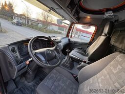 MERCEDES-BENZ AXOR 18.29 A mit Pecocar Leerkabine