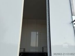 MERCEDES-BENZ AXOR 18.29 A mit Pecocar Leerkabine