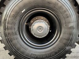 MERCEDES-BENZ AXOR 18.29 A mit Pecocar Leerkabine