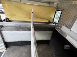 MERCEDES-BENZ Atego Böckmann Kompakter Pferde-LKW mit Wohnung