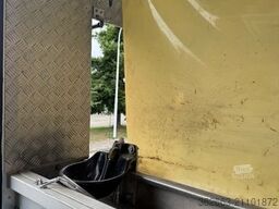 MERCEDES-BENZ Atego Böckmann Kompakter Pferde-LKW mit Wohnung