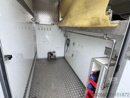 MERCEDES-BENZ Atego Böckmann Kompakter Pferde-LKW mit Wohnung
