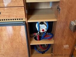 MERCEDES-BENZ Atego Böckmann Kompakter Pferde-LKW mit Wohnung