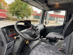 MERCEDES-BENZ Atego Böckmann Kompakter Pferde-LKW mit Wohnung