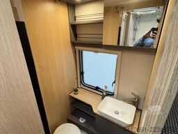 LMC Tourer Lift H 730 G  Chassis Paket 8G Auto ACC