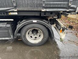 Krone AZW 18 zLTB7 zwillingsbereift Mega Box