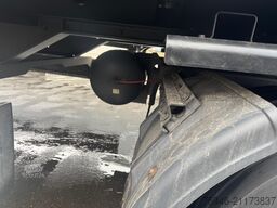 Krone AZW 18  zLTB7 zwillingsbereift Mega Box