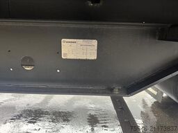 Krone AZW 18  zLTB7 zwillingsbereift Mega Box