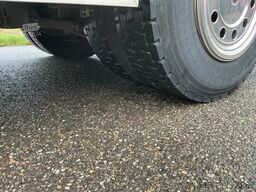 Mercedes-Benz SK 1834