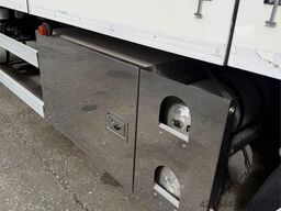 Volvo FM330 4x2 box truck with full side opening and Zep