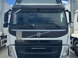 Volvo FM370 6x2 Box Truck – Full Side Opening – Refriger