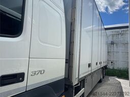 Volvo FM370 6x2 Box Truck – Full Side Opening – Refriger