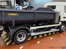 FUSO Canter 7C18 HYVA Abrollkipper Box, Vfhrzg.