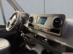 MERCEDES-BENZ Sprinter 215 CDI *DoKa*Klima*AHK*Leder*MBUX*