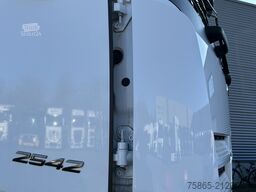 Mercedes-Benz Actros 2542 Gigaspace / 199 dkm / 6x2 / NL Truc...