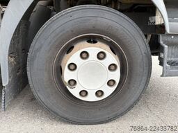 RENAULT D16 PLANE, LBW, E6,