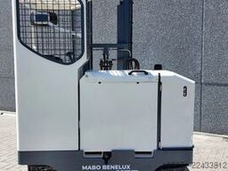 Combilift MR4-30