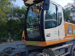 Liebherr A 920 Litronic